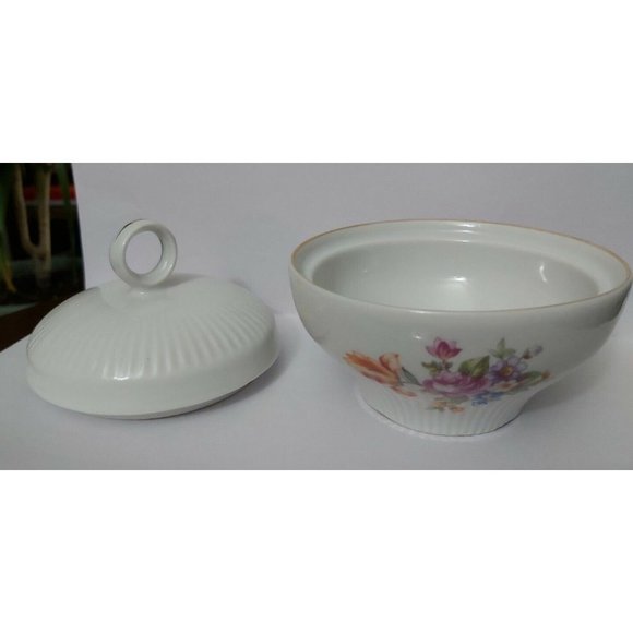 Vintage Cream and Sugar Set made in Romania, floral, gold trimmed, Excellent... - Picture 7 of 10